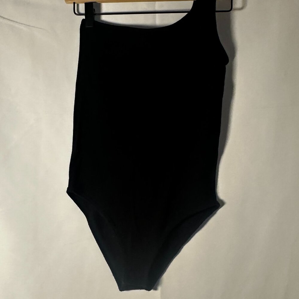 Vero Moda Ribbed One Shoulder Black Bodysuit M/L